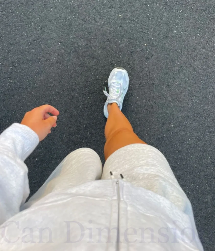 walking-4-miles-step