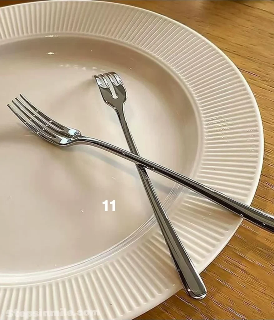 dinner-fork-8-inches