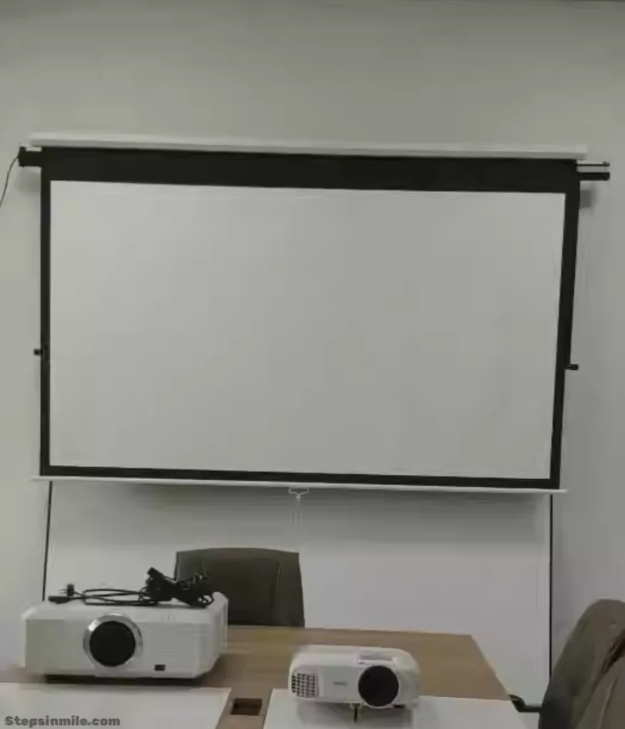 projector-screen-100-inches