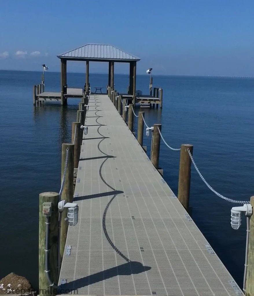 public-pier-500-feet